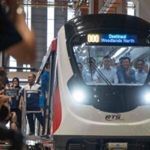 The first train for the Singapore–Malaysia RTS Link was officially unveiled by both countries’ transport ministers at the Singapore Rail Test Centre on June 30