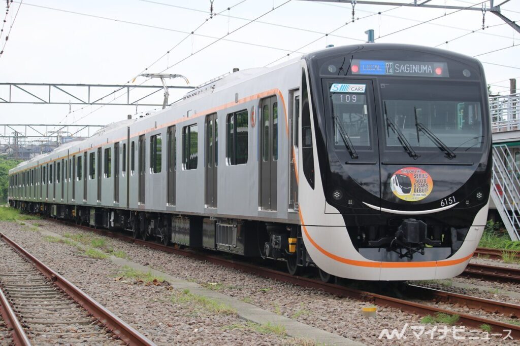 On July 2, Tokyu Corporation officially began operating the first train of its new Series 6050 fleet, manufactured by J-TREC. On July 2, Tokyu Corporation officially began operating the first train of its new Series 6050 fleet, manufactured by J-TREC.