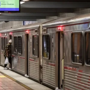 Electrical fire halts Metro trains near MacArthur Park