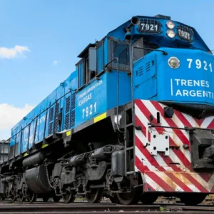 Власти Аргентины объявили о приватизации Belgrano Cargas y Logística, план разделён на два этапа и завершится к июлю 2026 года.