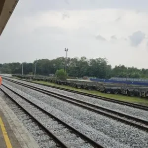 Kempas Baru–Pasir Gudang line to begin passenger service in 2026, easing Johor Bahru congestion with RTS integration and major infrastructure upgrades.