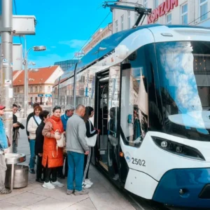 GPP Osijek заказал 10 новых низкопольных вагонов трамвая у Končar за $20,2 млн — обновление подвижного состава продолжится до 2027 года.