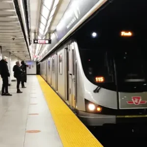 Metrolinx awarded a $1.4B contract for the Yonge North Subway Extension tunneling project to North End Connectors, advancing Toronto’s transit expansion.