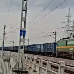 ‘Rudrastra’, India’s longest freight train, demonstrates Indian Railways’ commitment to efficiency by combining six rakes into one powerful formation that speeds up cargo movement and reduces operating costs.