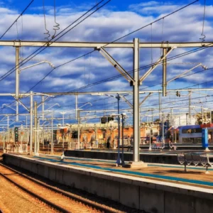 Australia’s rail industry is undergoing a major transformation after a historic decision to implement ETCS standards nationwide, enhancing safety, boosting efficiency, and driving competitiveness across the National Network for Interoperability.