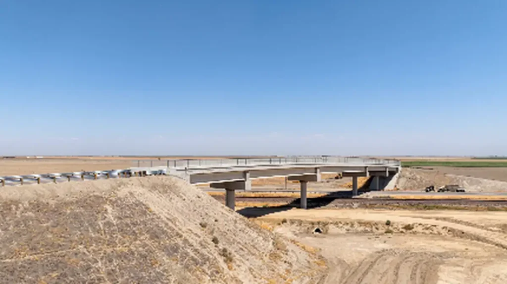 California High-Speed Rail reached another milestone in 2025, completing the Avenue 88 Grade Separation to enhance safety, connectivity, and economic opportunities for Central Valley communities. California High-Speed Rail reached another milestone in 2025, completing the Avenue 88 Grade Separation to enhance safety, connectivity, and economic opportunities for Central Valley communities.