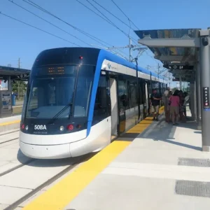 Victoria Urged to Prioritize LRT for Future Transit Growth