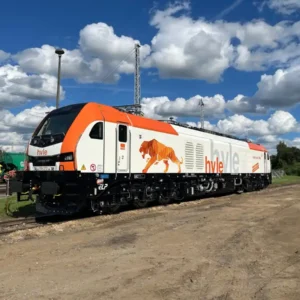 Stadler відзначила постачання 100-го локомотива EURODUAL