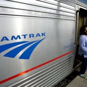 Amtrak service restored between Albany and New York City