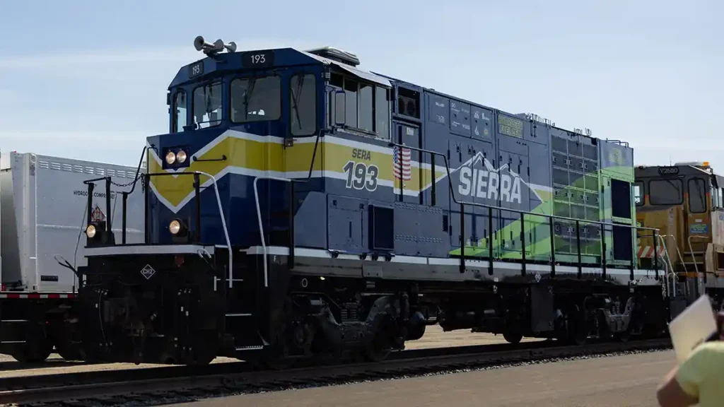 Hydrogen locomotive debut marks milestone for freight rail Hydrogen locomotive debut marks milestone for freight rail