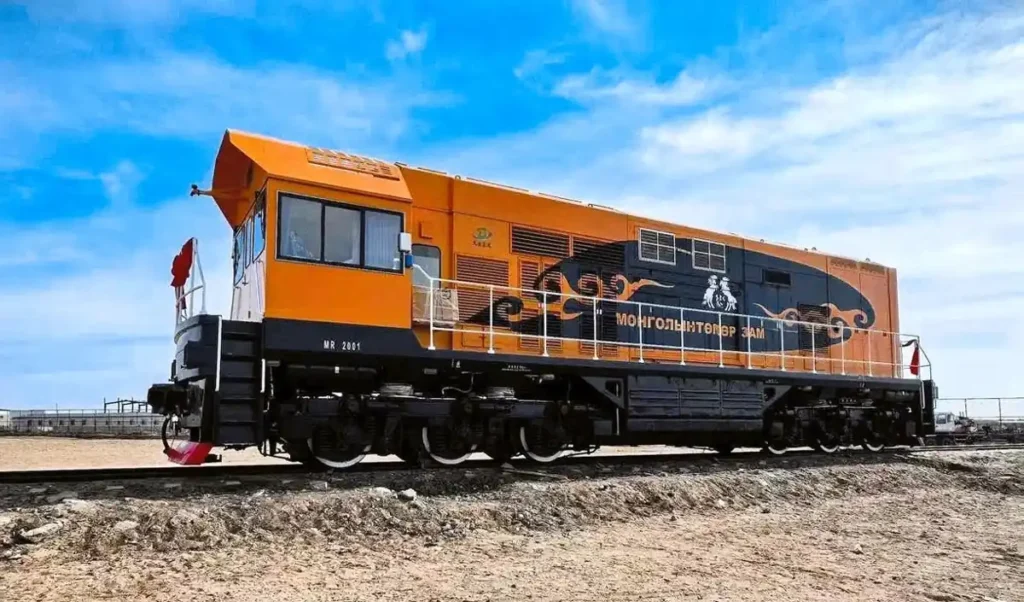 Mongolia unveiled its first modern hybrid locomotive Mongolia unveiled its first modern hybrid locomotive