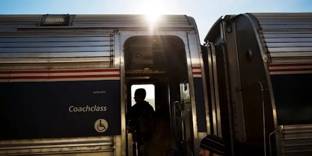 Amtrak settlement with Norfolk Southern resolves federal lawsuit over train delays. DOJ says agreement ensures passenger trains get priority and improves Crescent route performance. Amtrak lawsuit settlement with Norfolk Southern explained