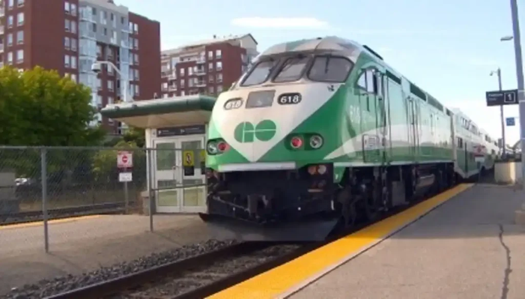 GO Train service disruption between Oakville and Exhibition GO Train service disruption between Oakville and Exhibition