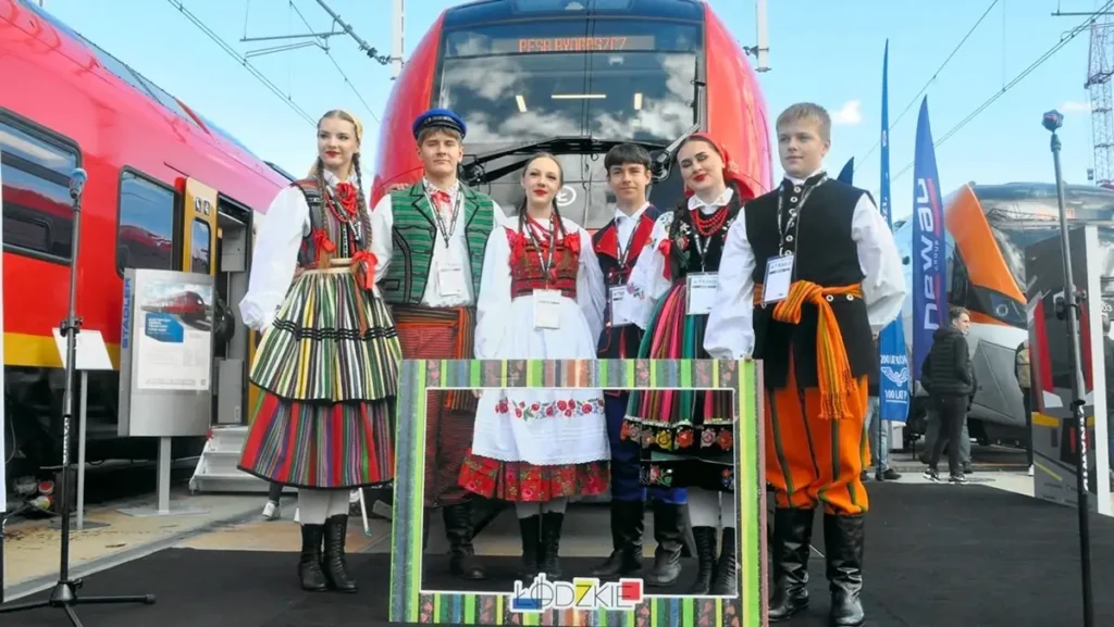 The Elf3.0 Electric Train Presented by PESA at TRAKO 2025 The Elf3.0 Electric Train Presented by PESA at TRAKO 2025