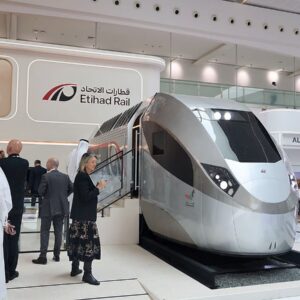 Etihad Rail представила макет нового скоростного поезда в ОАЭ