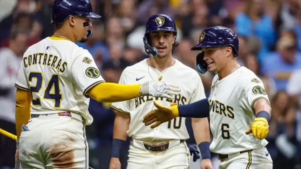 Amtrak Launches Brewers Express Train Experience for Fans Amtrak Launches Brewers Express Train Experience for Fans