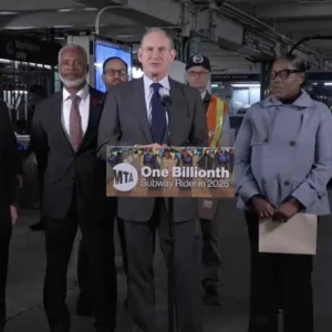 NYC Subways Celebrate Early 1-Billion-Rider Milestone in 2025