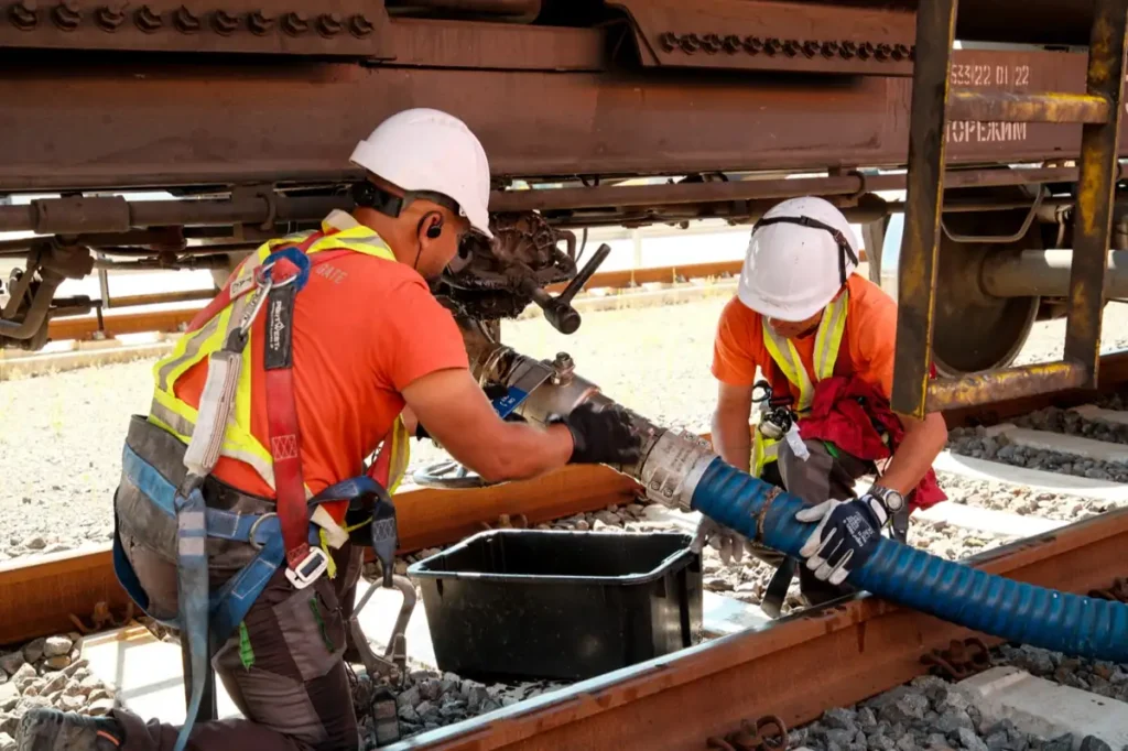 East-West Gate — Intermodal Terminal and Warehouse of World-Class Standard in Fényeslitke East-West Gate — Intermodal Terminal and Warehouse of World-Class Standard in Fényeslitke