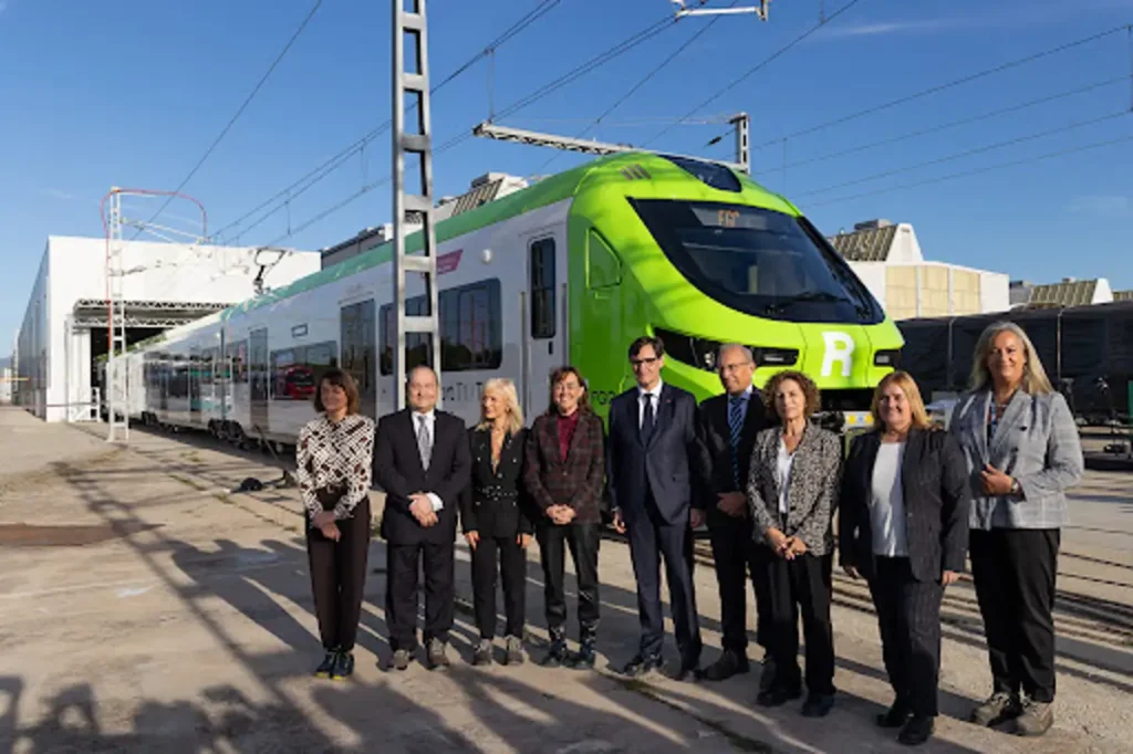 Alstom Unveils New Airport Train for Barcelona-El Prat Alstom Unveils New Airport Train for Barcelona-El Prat