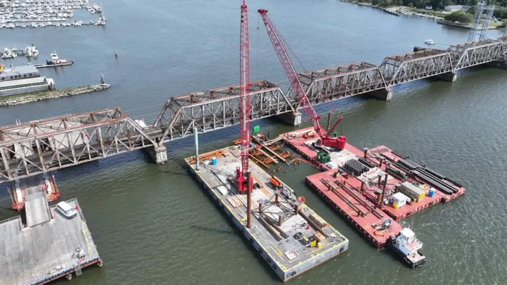 Connecticut River Bridge Replacement Strengthens U.S. Rail Network Connecticut River Bridge Replacement Strengthens U.S. Rail Network