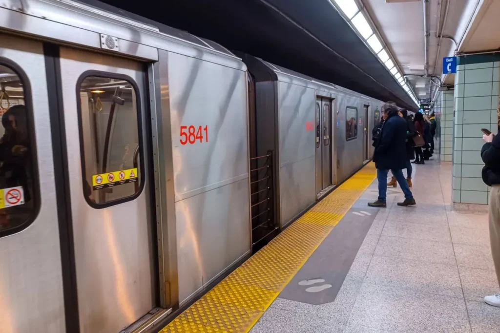 TTC weekend subway outage between St George and St Andrew TTC weekend subway outage between St George and St Andrew