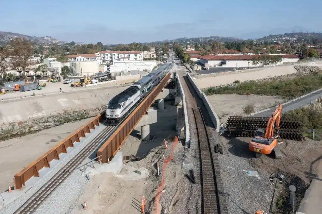 San Juan Creek rail bridge strengthens Southern California corridor San Juan Creek rail bridge strengthens Southern California corridor