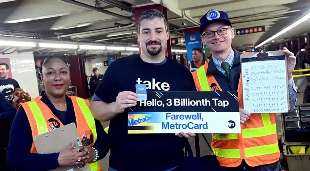 MTA marks 3 billion taps as New York embraces contactless travel MTA marks 3 billion taps as New York embraces contactless travel