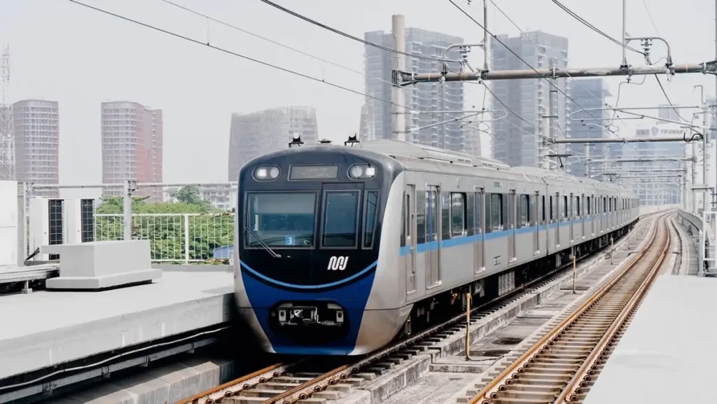Японія поставить нові поїзди для метро Джакарти на $112 млн Японія поставить нові поїзди для метро Джакарти на $112 млн