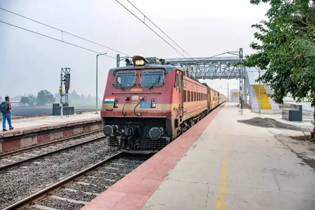 Mirzapur rail accident leaves six dead at Chunar Station