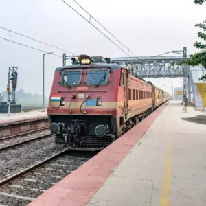 Mirzapur rail accident leaves six dead at Chunar Station