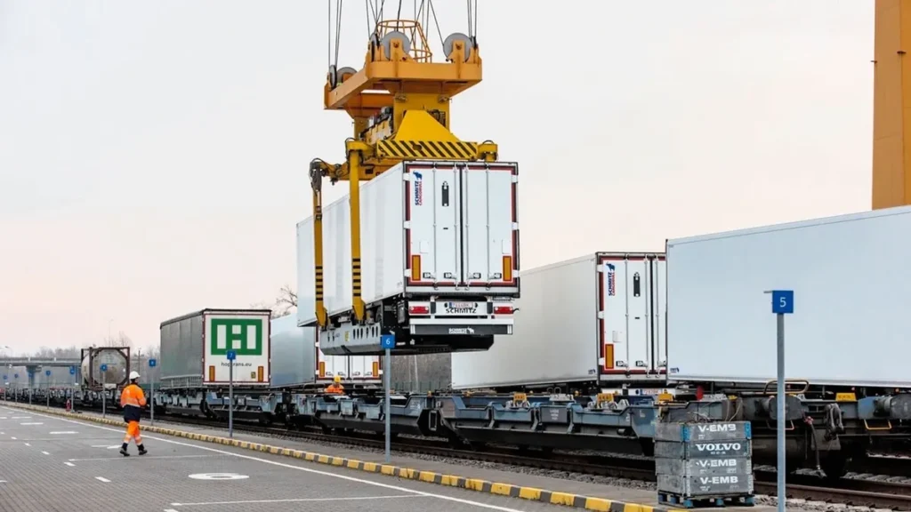 Infrastructure Funding Under the Connecting Europe Facility Infrastructure Funding Under the Connecting Europe Facility