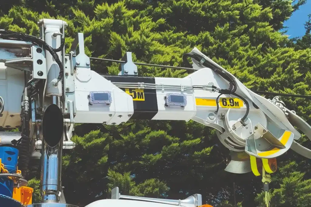 GoUpSafely powerline safety system for Australian workers GoUpSafely powerline safety system for Australian workers