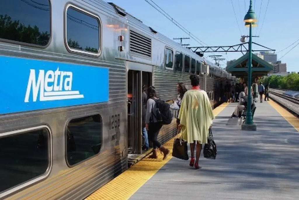Illinois intercity rail transit reshapes funding and service