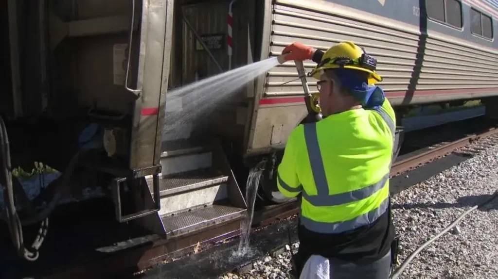Amtrak train cleaning in Hampton Roads: fast turnarounds Amtrak train cleaning in Hampton Roads: fast turnarounds