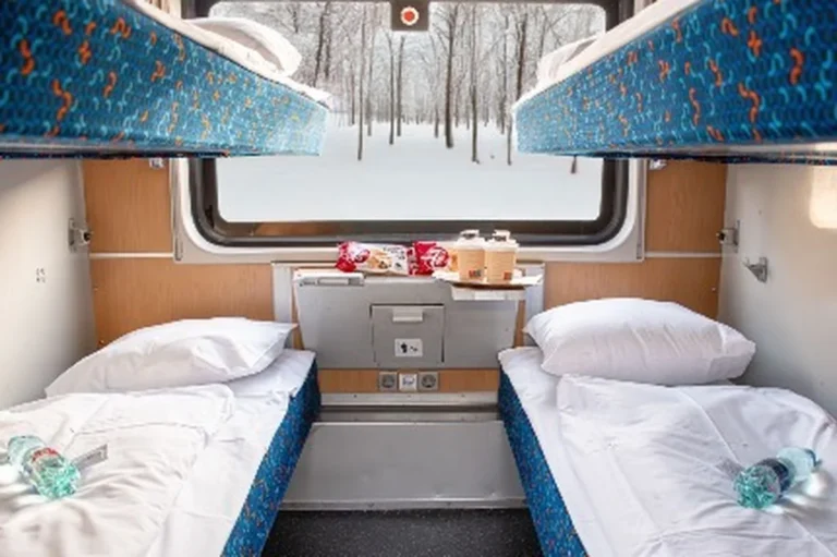 Нічний поїзд Czech Railways з Праги до кордону з Україною