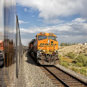 BNSF calls for UP-SP merger review amid UP-NS deal