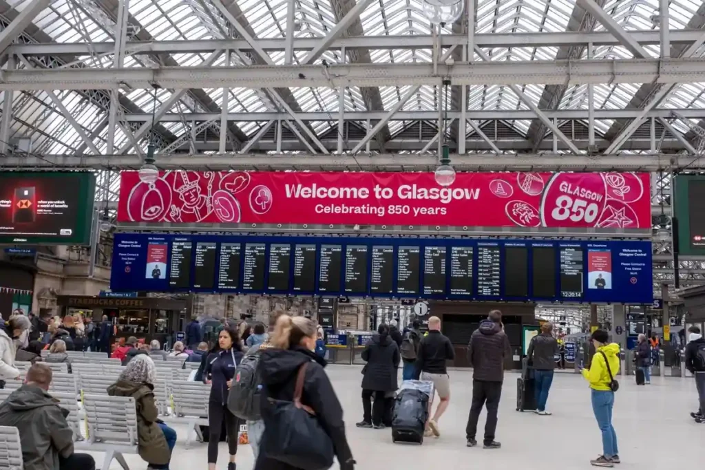 Scotland roads closed flooding: ScotRail services axed today Scotland roads closed flooding: ScotRail services axed today