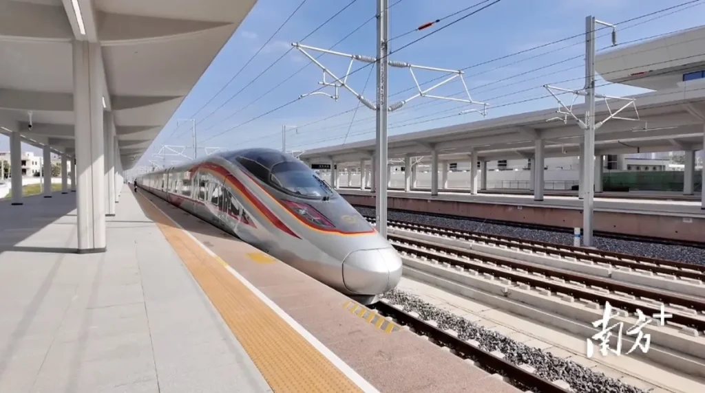 Guangzhou-Zhanjiang High-Speed Railway: 70-minute run Guangzhou-Zhanjiang High-Speed Railway: 70-minute run