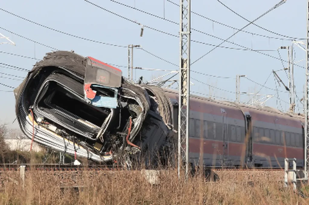 Lodi high-speed derailment verdict: RFI, Alstom sentences Lodi high-speed derailment verdict: RFI, Alstom sentences
