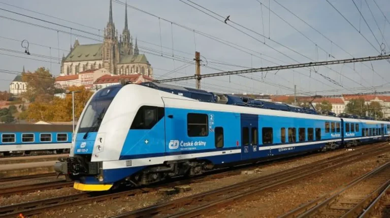 ČD contract regional express trains Moravia: lines R8–R13