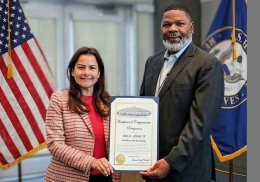 People news from Pacific Harbor Line and Amtrak: Awards People news from Pacific Harbor Line and Amtrak: Awards