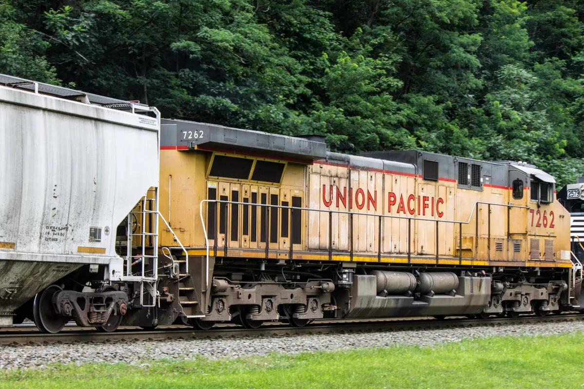 Texas railroad boxcar deaths under police probe