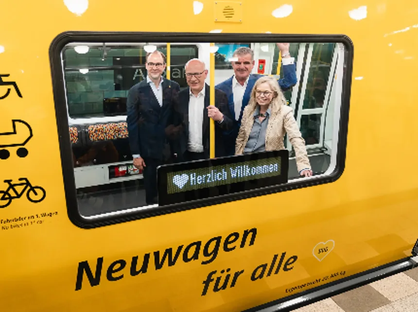 36 J-series trains start on Berlin U5 to U9