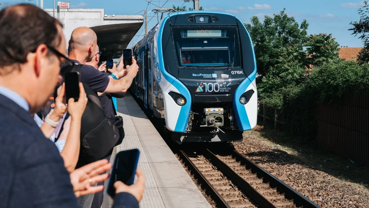 RER NG train: Paris fleet renewal gains pace RER NG train: Paris fleet renewal gains pace