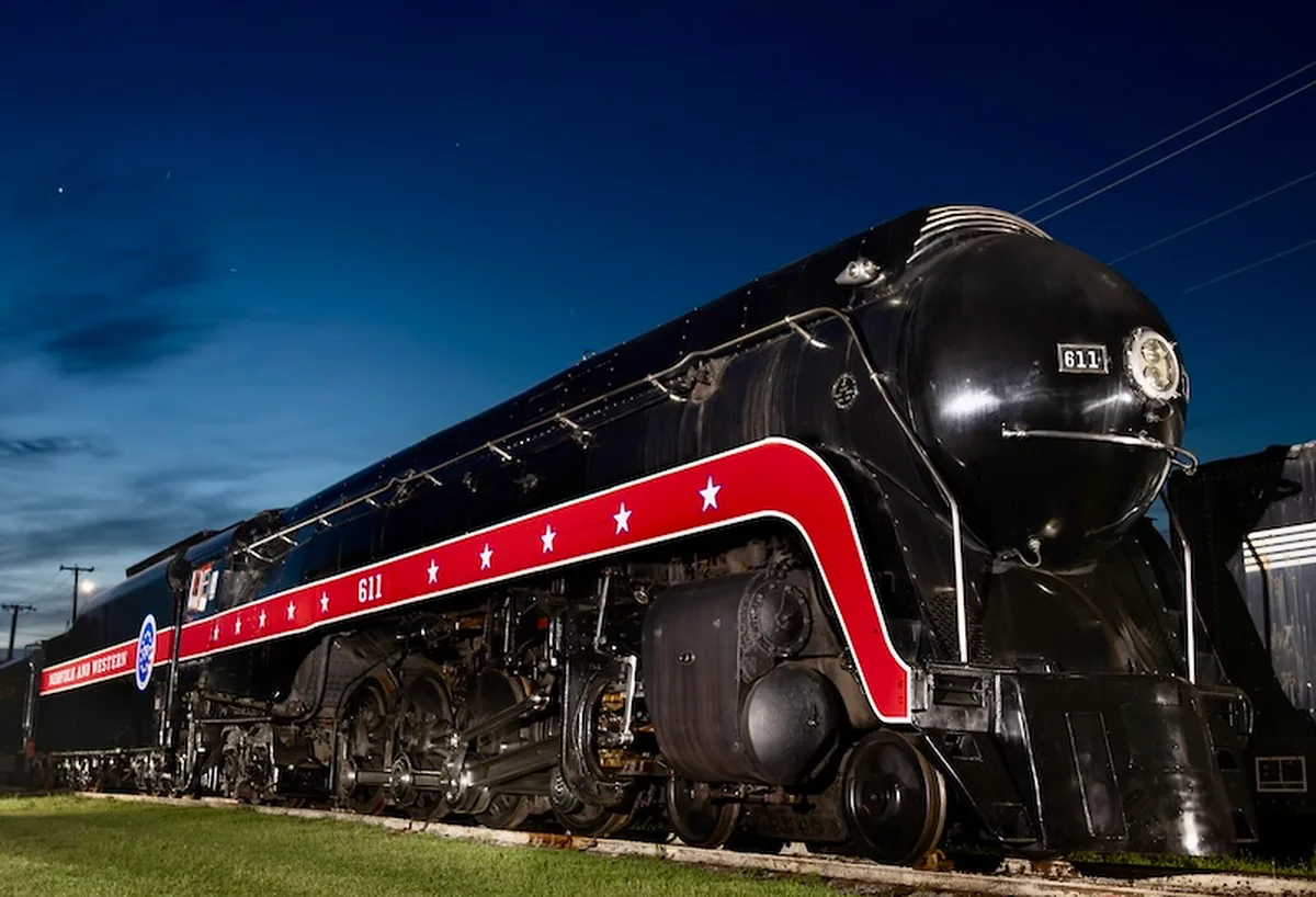 Norfolk & Western 611 Reveals Patriotic Livery