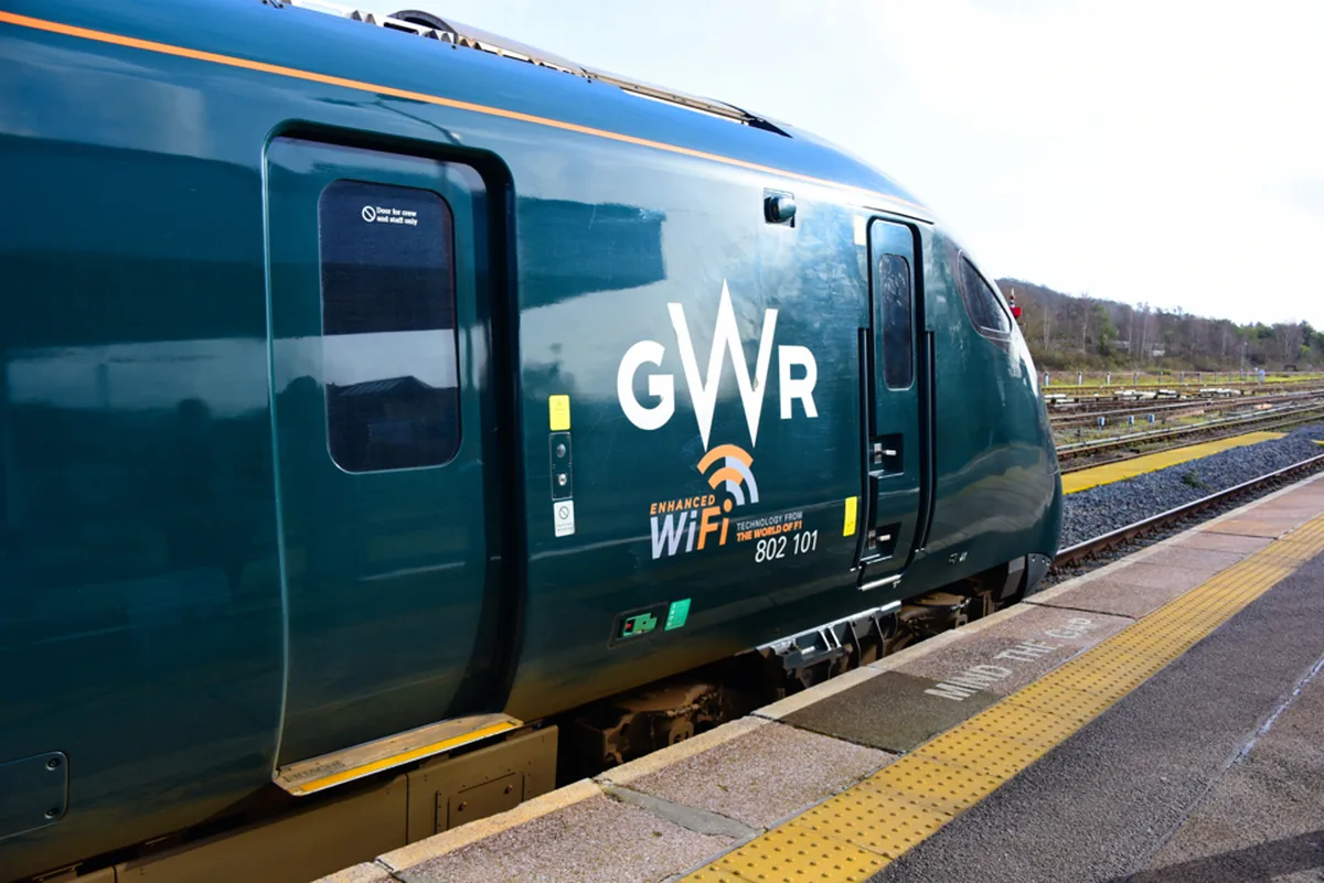 Formula 1 rail WiFi plan covers 1,400 train sets