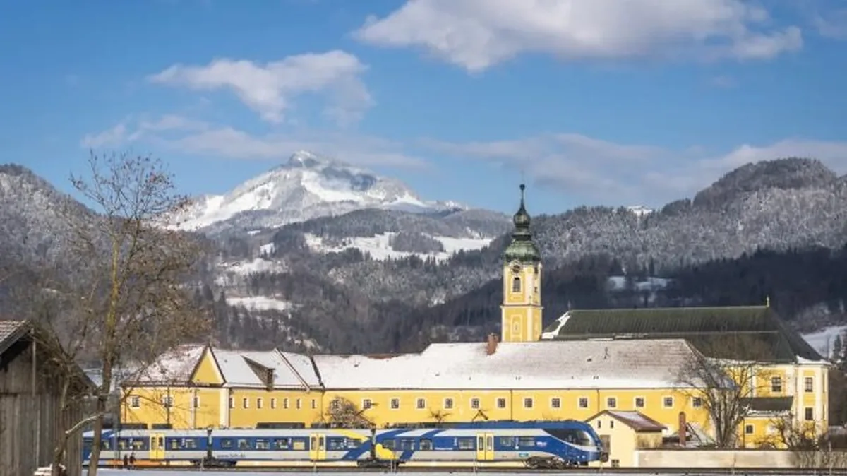 ETCS retrofit for BRB covers 35 FLIRT3 EMUs ETCS retrofit for BRB covers 35 FLIRT3 EMUs