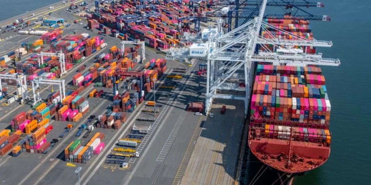 Port of New York and New Jersey container terminal Container terminal at the Port of New York and New Jersey
