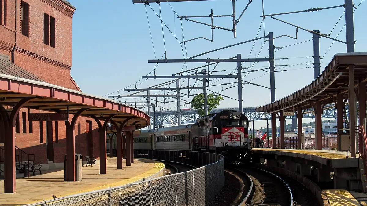 Shore Line East train at New London Union Station