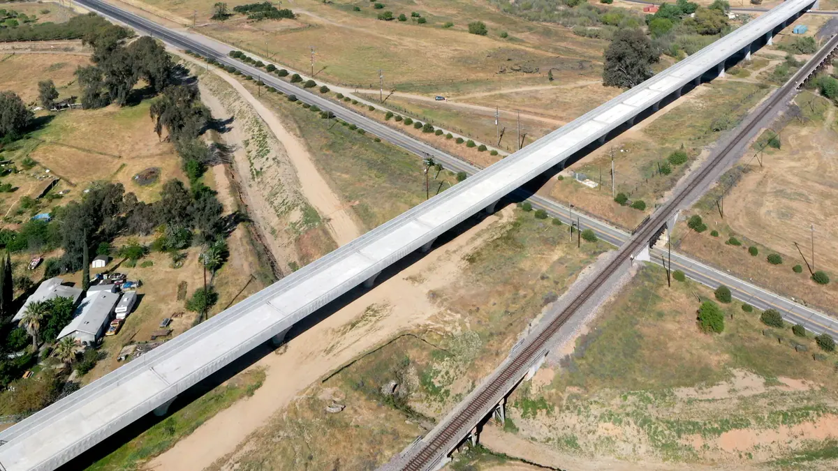 Fresno River Viaduct in Madera County Fresno River Viaduct on the California high-speed rail project in Madera County